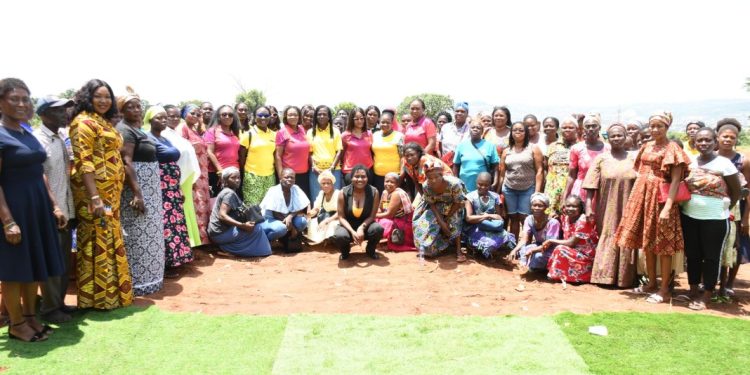 Social MTN Farmers Picture 1068x712