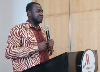 Dr. Albert Arhin